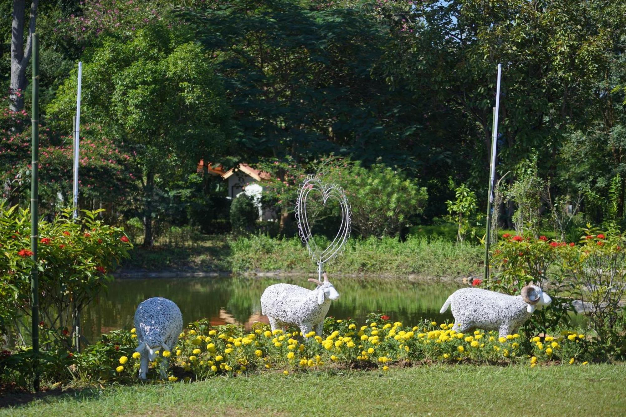 Baan Pingkan Wellness Resort San Kamphaeng 외부 사진